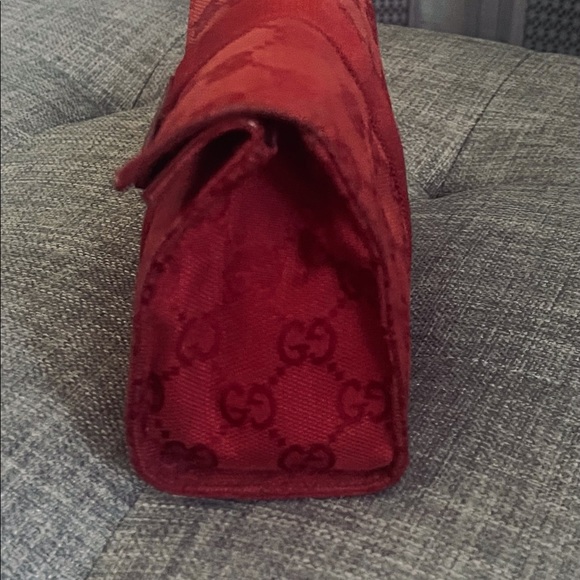 GUCCI CLUTCH Small - Picture 4 of 11